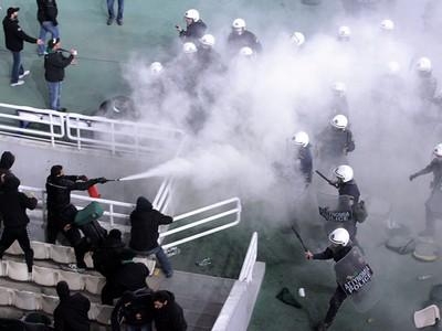 Στη δημοσιότητα οι 21 φωτογραφίες από τα επεισόδια στο ΟΑΚΑ - Media