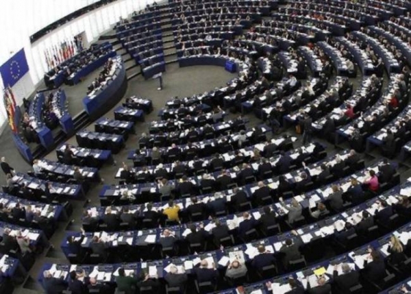 «Σκοπός είναι οι μισθοί και οι συντάξεις στην Ελλάδα να φτάσουν 150 ευρώ το μήνα!» - Media