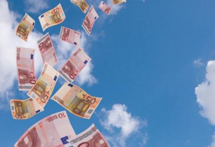 Μείωση στις καταθέσεις τον Φεβρουάριο - Media