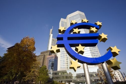Τα 700 δισ. ευρώ θα αγγίξει η δυναμικότητα των EFSF - ESM - Media
