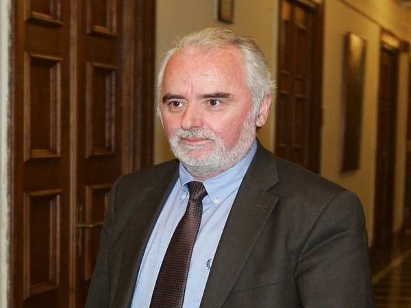 Αποσύρονται προσωρινά οι ευνοϊκές ρυθμίσεις για τα υπερχρεωμένα νοικοκυριά - Media