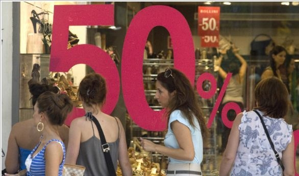 Περαιτέρω συρρίκνωση 10,3% του λιανεμπορίου - Media
