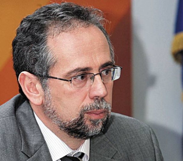 Παραιτήθηκε ο γενικός γραμματέας Καταναλωτή Δ. Σπυράκος - Media