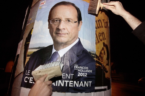 Υπέρ του Ολάντ - Media