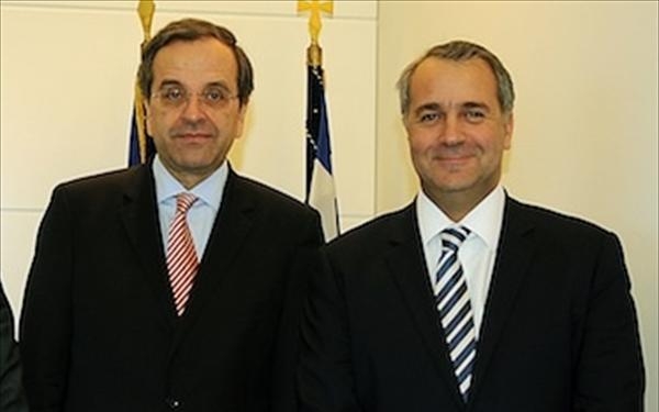 Δεξιά και ξερό ψωμί, ρε! - Media