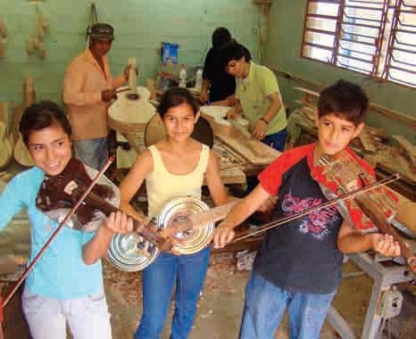 Η μουσική των σκουπιδιών   - Media