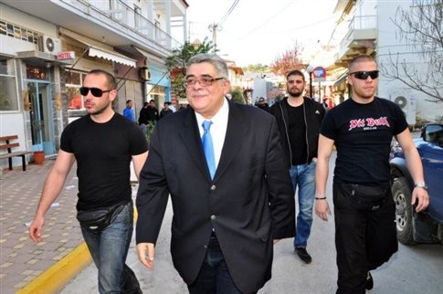 Οι λεβέντες με τις μαύρες μπλούζες - Media
