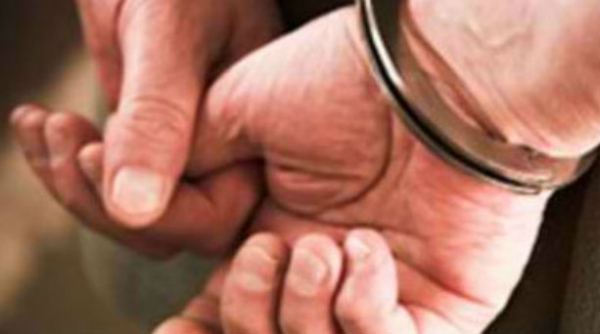 Σύλληψη 86χρονου για χρέη προς το Δημόσιο - Media