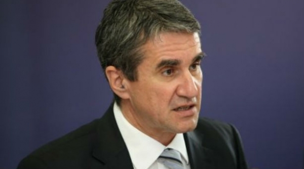 Λοβέρδος: Τέλος του 2012 η Ελλάδα παύει να ζει με ψευδαισθήσεις - Media