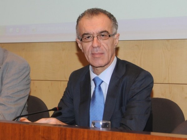 Η Ελλάδα μπορεί να ξεπεράσει την κρίση, τονίζει ο Ράπανος - Media
