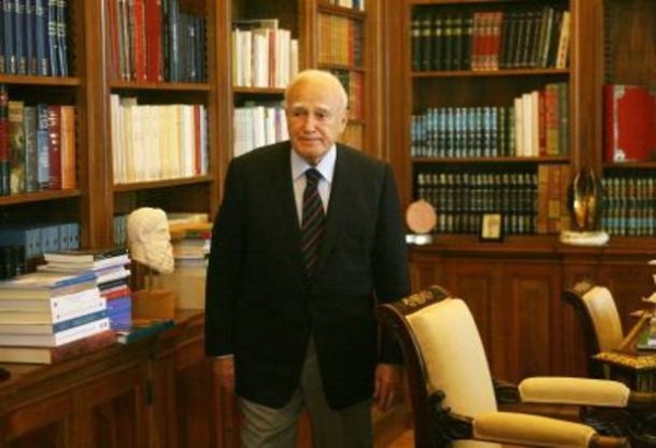 Αφαίρεση χρέους μελλοντικά βλέπει ο Κ. Παπούλιας - Media