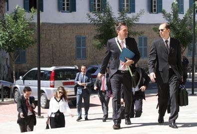 Σοκ στην Κύπρο από τα 10 δις που χρειάζονται οι τράπεζες - Media