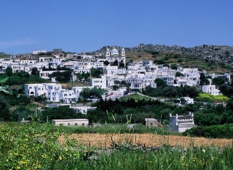 «Η ποιητική της ύλης» στην Τήνο - Media