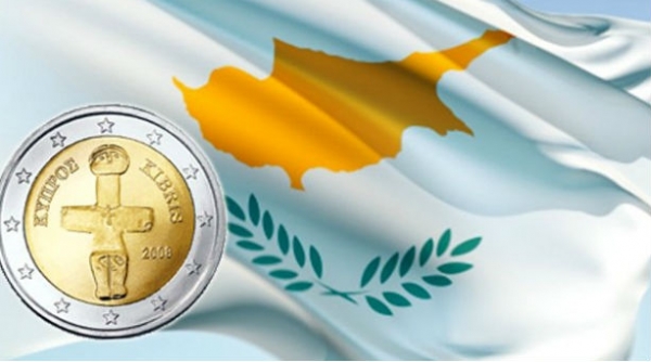 Η Κύπρος στη μέγγενη της τρόικας - Media