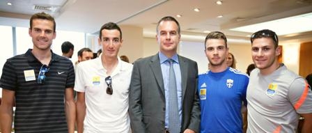 Το Ταχυδρομικό Ταμιευτήριο με τους πρωταθλητές των αποδόσεων  - Media