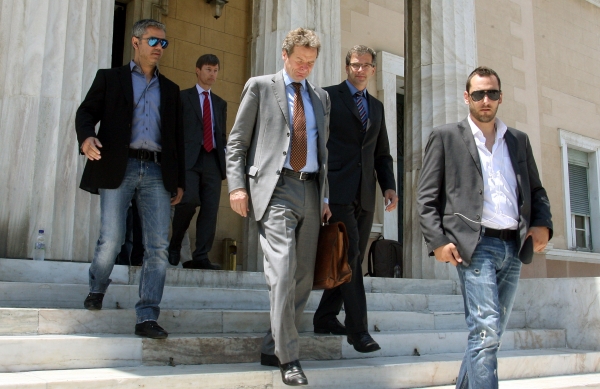 Υπό τη σκιά της τρόικα η συνάντηση των τριών αρχηγών - Media