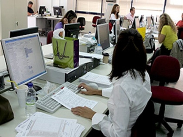 Έρχονται απολύσεις στο Δημόσιο - Media