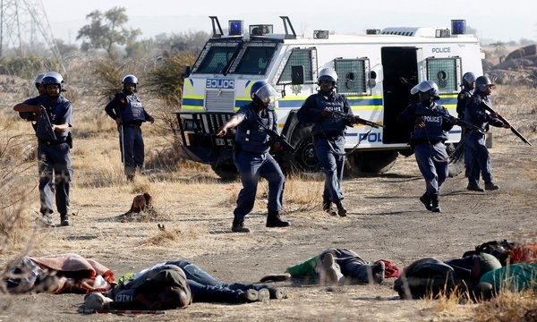 Εικόνες φρίκης στη Νότια Αφρική    - Media