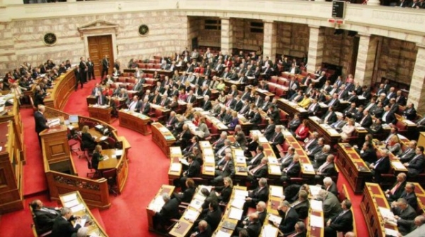 Ψηφίστηκε η τροπολογία για τις ΠΑΕ - Media