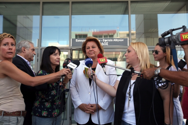 Κατσέλη στον ανακριτή: Δεν ήξερα τίποτα - Media