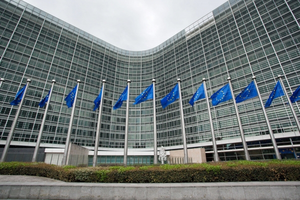 Κομισιόν: Αρνείται να επιβεβαιώσει την ύπαρξη της επιστολής για τα εργασιακά - Media