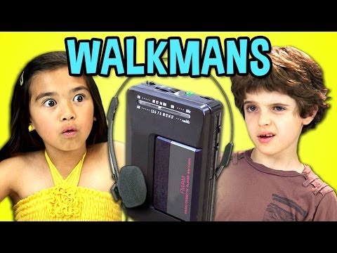 Πρώτη επαφή με τα «άγνωστα» walkman – Δείτε τις αντιδράσεις (Video) - Media