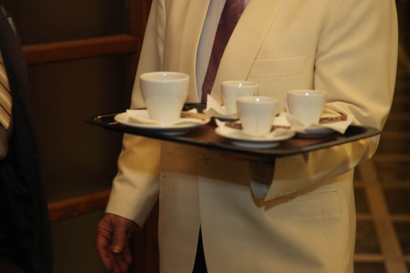 Ποιος «καρφώνει» όσους καπνίζουν στη Βουλή; - Media