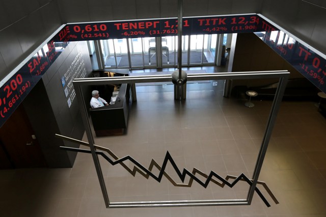 Κάτω από τις 1.000 μονάδες το Χρηματιστήριο - Media