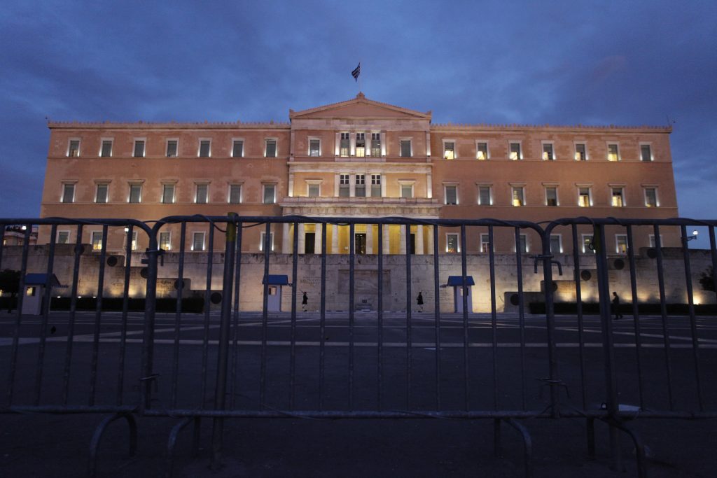 Πεταμένα λεφτά οι έλεγχοι για το «πόθεν έσχες» πολιτικών  - Media