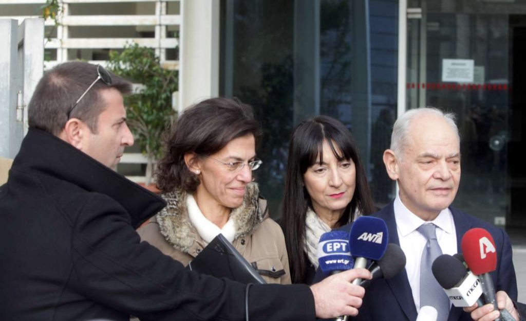 Αντιμέτωπες με πρόστιμο πολλών εκατομμυρίων οι εξαδέρφες Παπακωνσταντίνου - Media