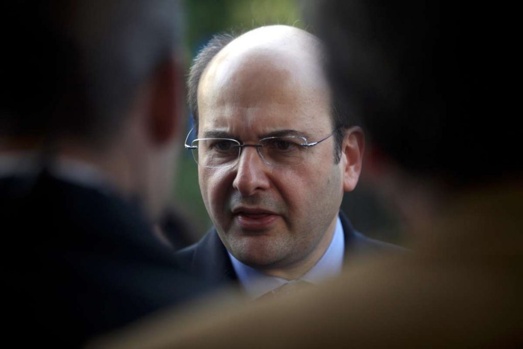 Χατζηδάκης: Η Τρόικα αποφασίζει για τα υπερχρεωμένα νοικοκυριά - Media