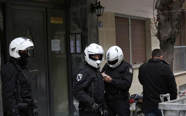 Προσαγωγές υπόπτων για συμμετοχή στους «Πυρήνες της Φωτιάς» - Media