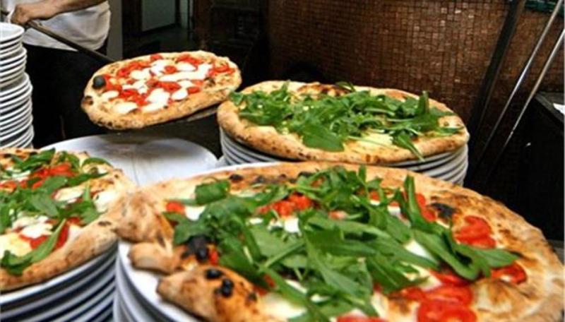 Παρήγγειλε πίτσες στο όνομα του αστυνομικού που τον συνέλαβε! - Media