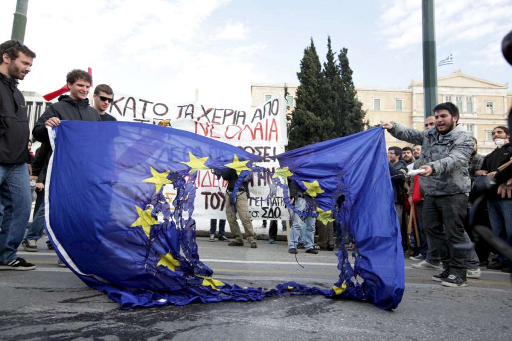 Υπερψηφίστηκε το σχέδιο «Αθηνά» -
Στους δρόμους φοιτητές & σπουδαστές
 - Media