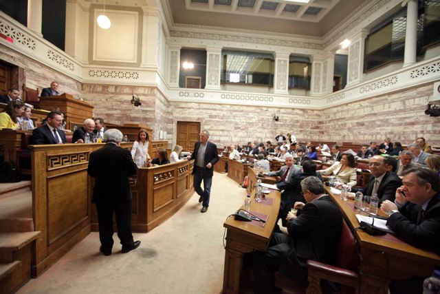 Υπερψηφίστηκε το πολυνομοσχέδιο από την αρμόδια Επιτροπή της Βουλής - Media