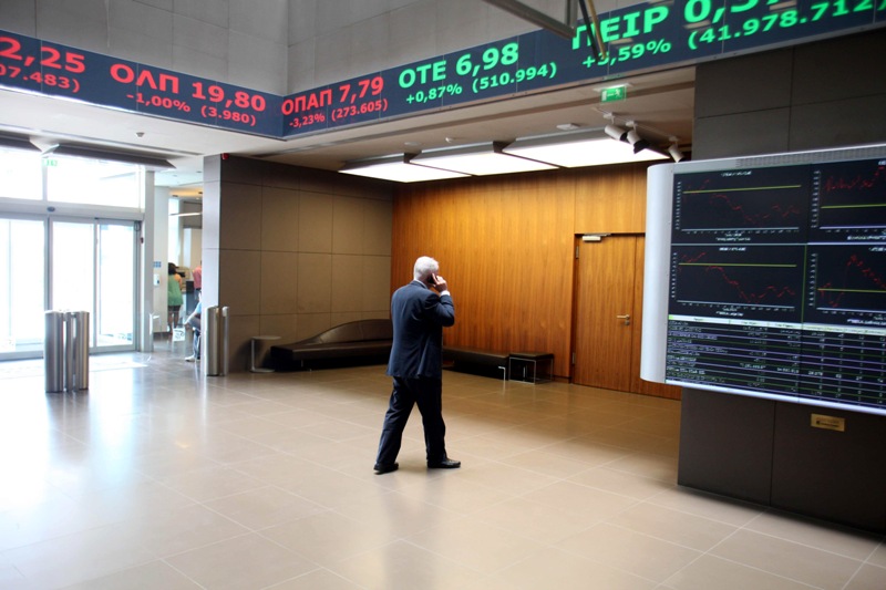 Μίνι «κραχ» στο χρηματιστήριο με πτώση 4,63% - Media