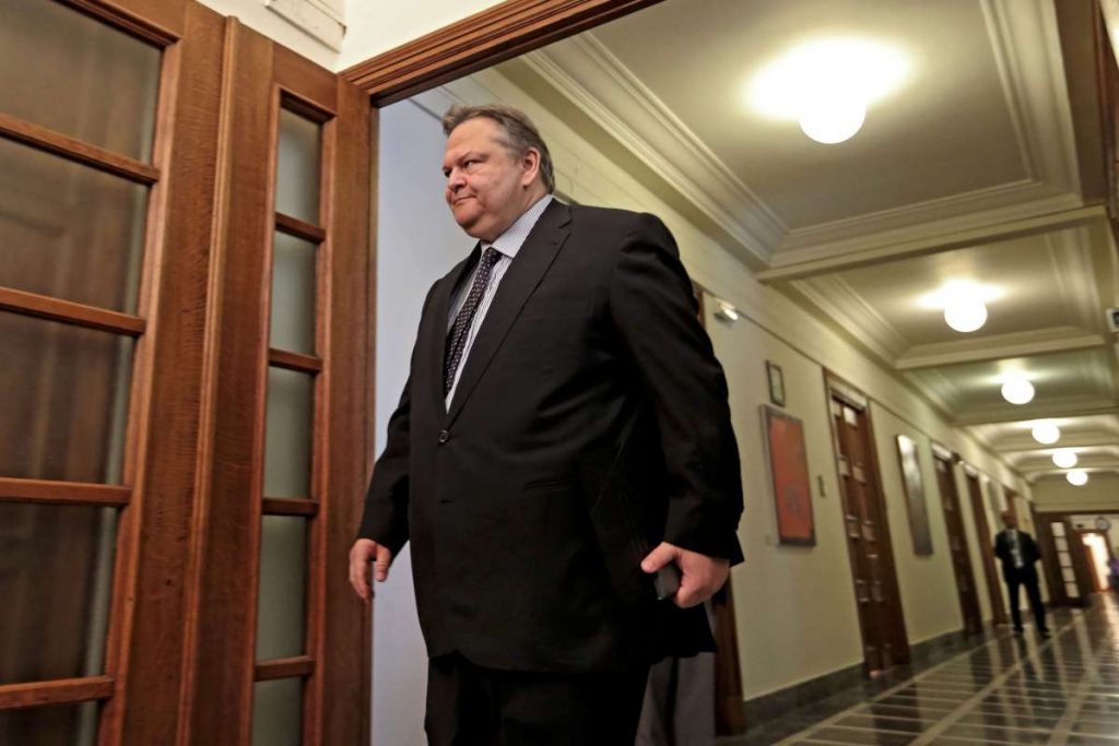 Χωρίς «προγραμματική συμφωνία» η συγκυβέρνηση - Media
