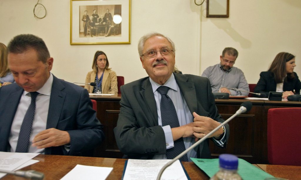 Νέο πρόεδρο απέκτησε \"επίσημα\" (και πάλι) το ΤΑΙΠΕΔ
  - Media