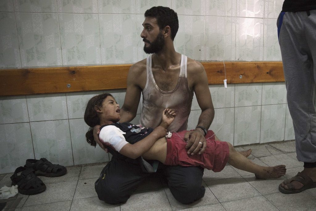 Νέα σφαγή στη Γάζα με τον βομβαρδισμό σχολείου του ΟΗΕ από τους Ισραηλινούς - Media