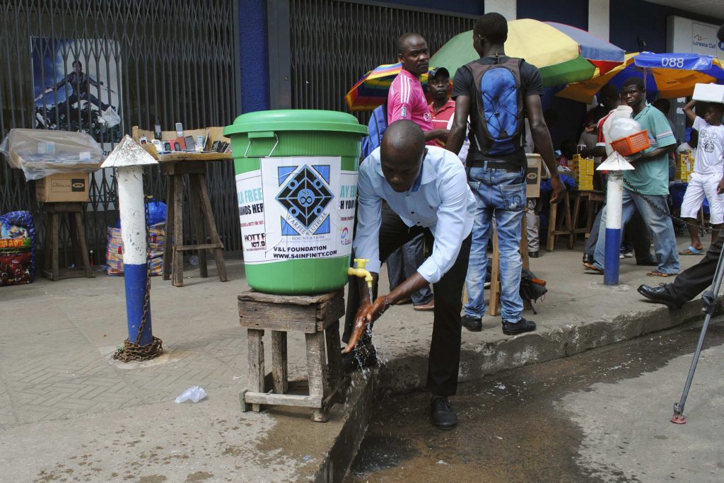 Κινητοποίηση κατά του Έμπολα ζητάει η Κομισιόν - Media