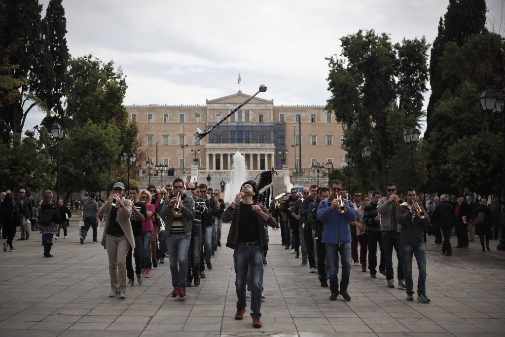 Ποιος «μασάει» το παραμύθι; - Media