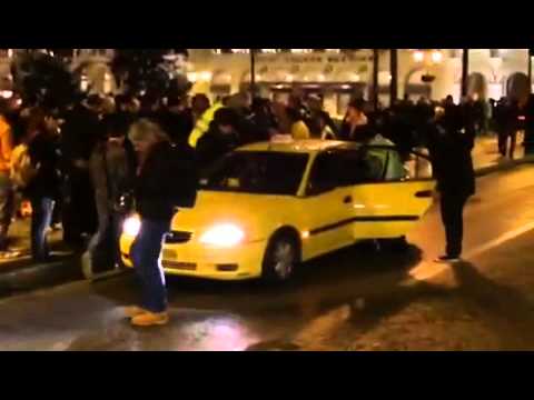 Στο νοσοκομείο 9 Σύριοι απεργοί πείνας από την πλατεία Συντάγματος (Video) - Media