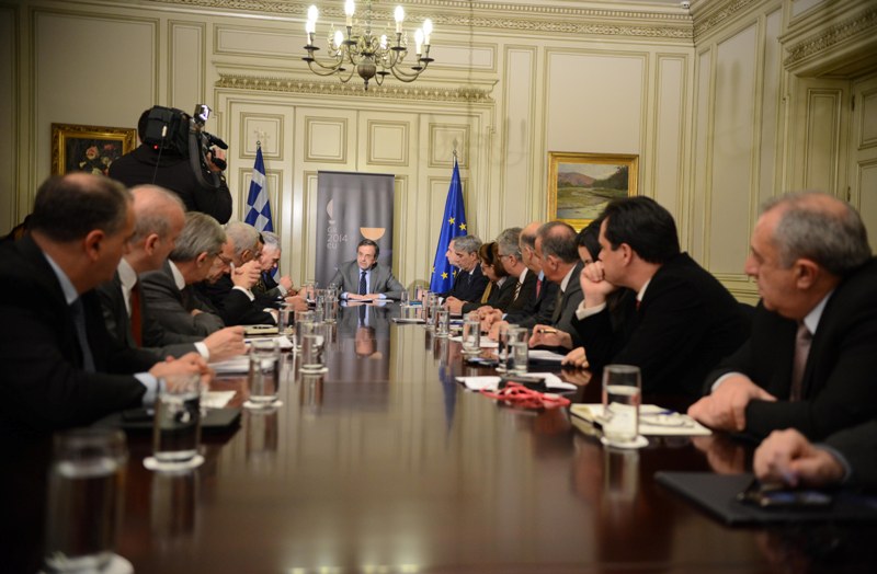 «Σωστό συντονισμό» ζήτησε ο Σαμαράς για την Κεφαλονιά - Media