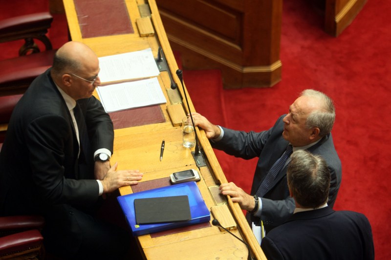 Αποσύρθηκε η τροπολογία για το «πόθεν έσχες» - Βόμβες Καλατζή για πολιτικούς - Media