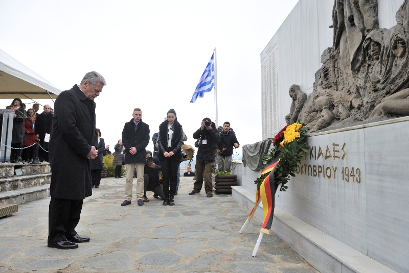 Δεν γνώριζα όλες τις θηριωδίες των ναζί στην Ελλάδα λέει ο Γκάουκ - Media