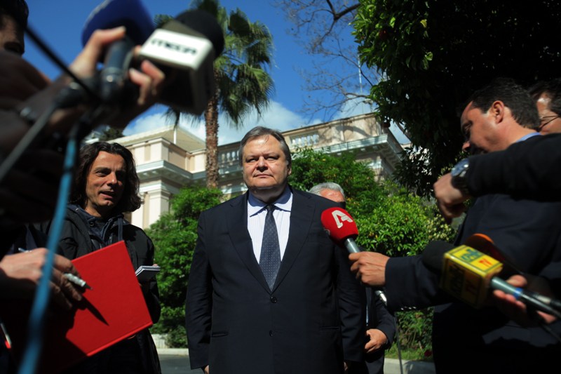 Δεν υπάρχει κυβέρνηση χωρίς εμάς δηλώνει ο Βενιζέλος - Media