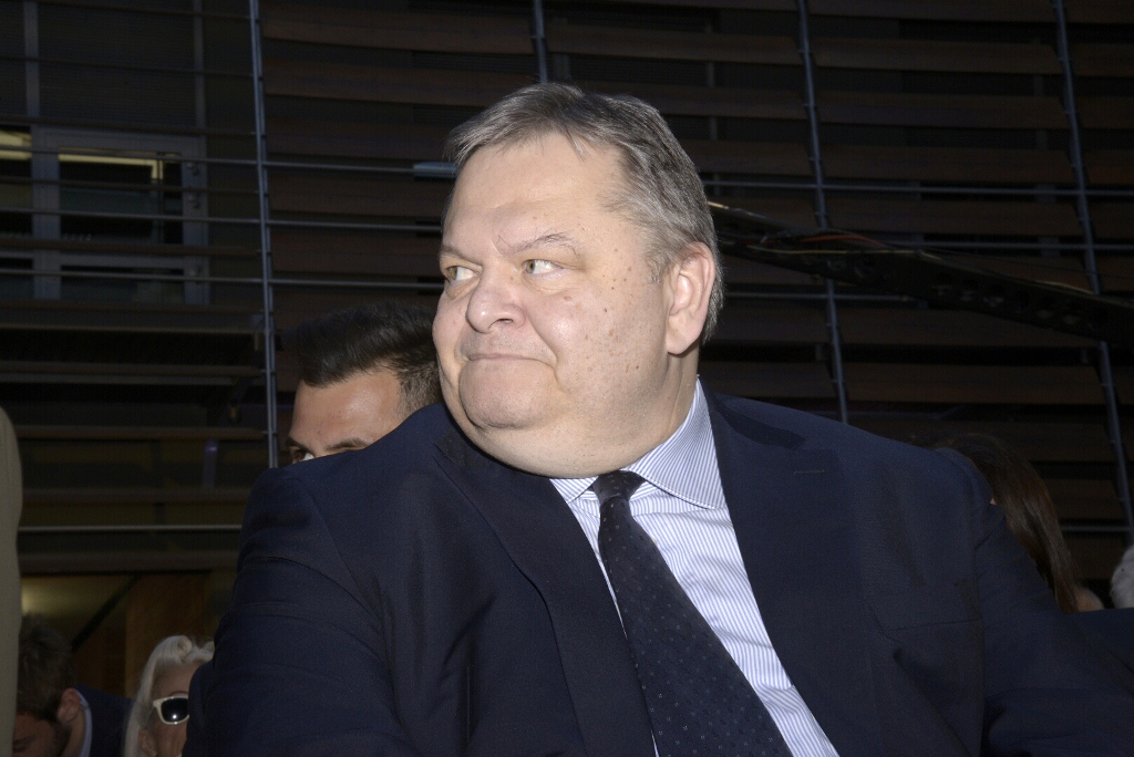O Βενιζέλος προσκαλεί Σημίτη, Παπανδρέου, Ποτάμι και ΔΗΜΑΡ - Media