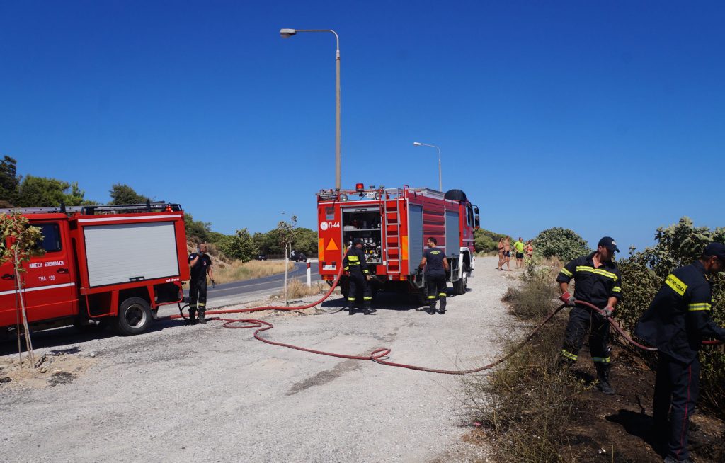 Σε ύφεση η πυρκαγιά στην περιοχή Σεληνάρι Λασιθίου - Media