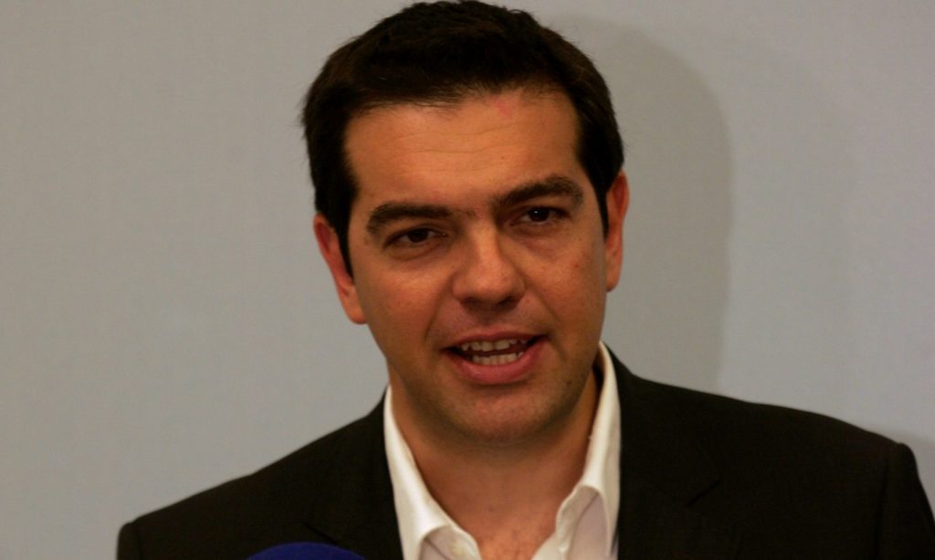 Τσίπρας: «Μνημόνιο ή ΣΥΡΙΖΑ» - Media