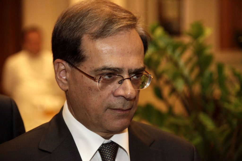 Αφαιρούν αρμοδιότητες από τον Χαρδούβελη μετά το μπάχαλο με τις 100 δόσεις - Media